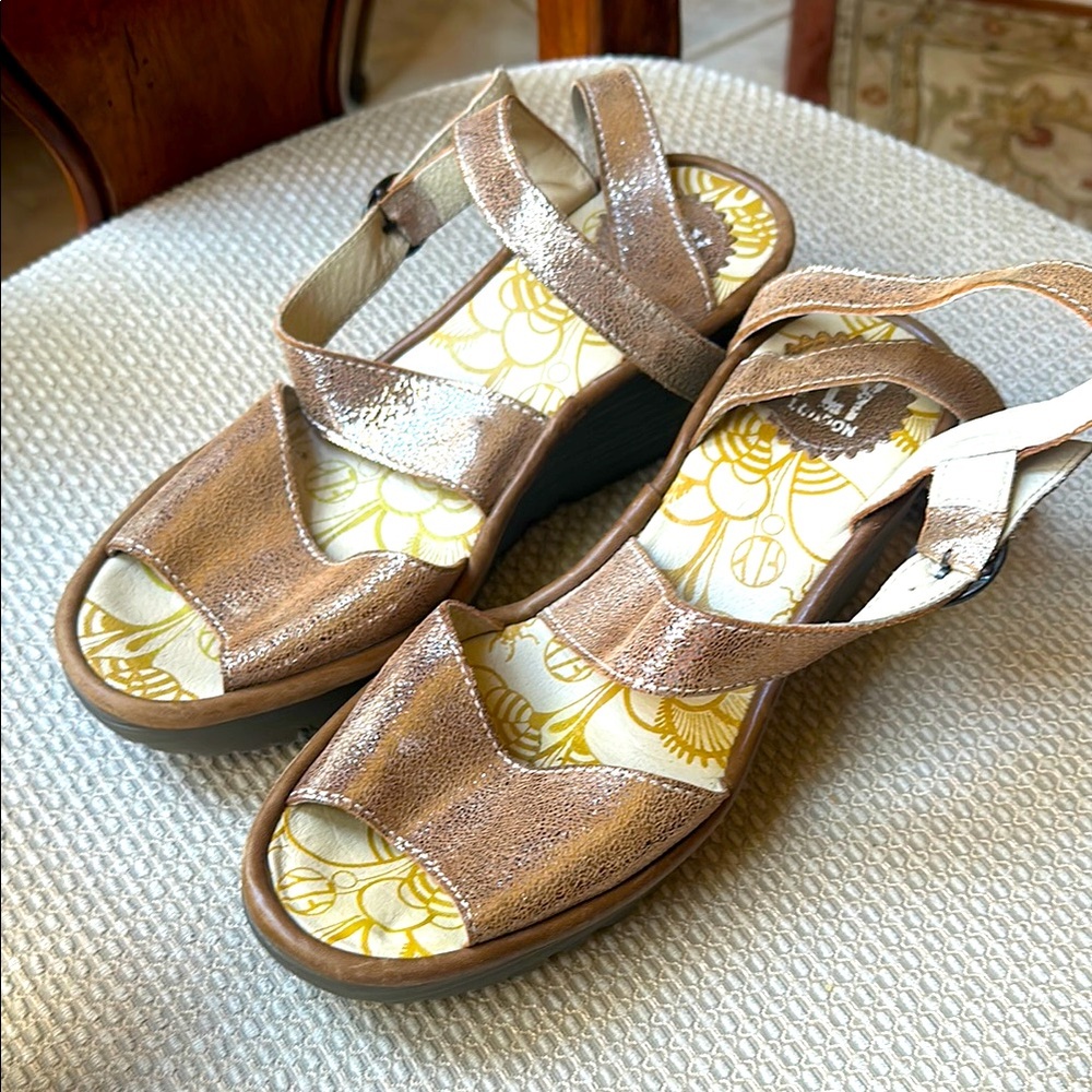 FLY London COOL Luna camel gold strappy wedge genuine leather 38